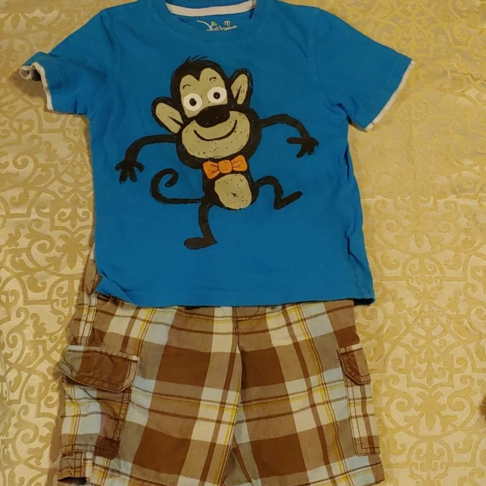 Boys size 4 outfit